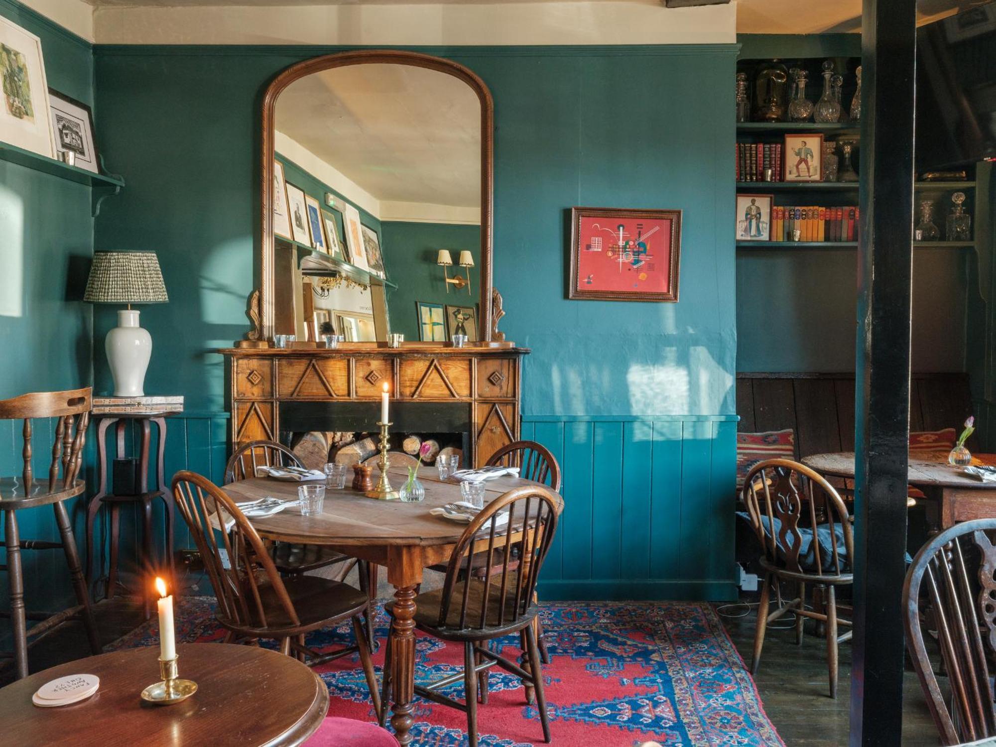Отель The Grosvenor Arms Hindon Экстерьер фото