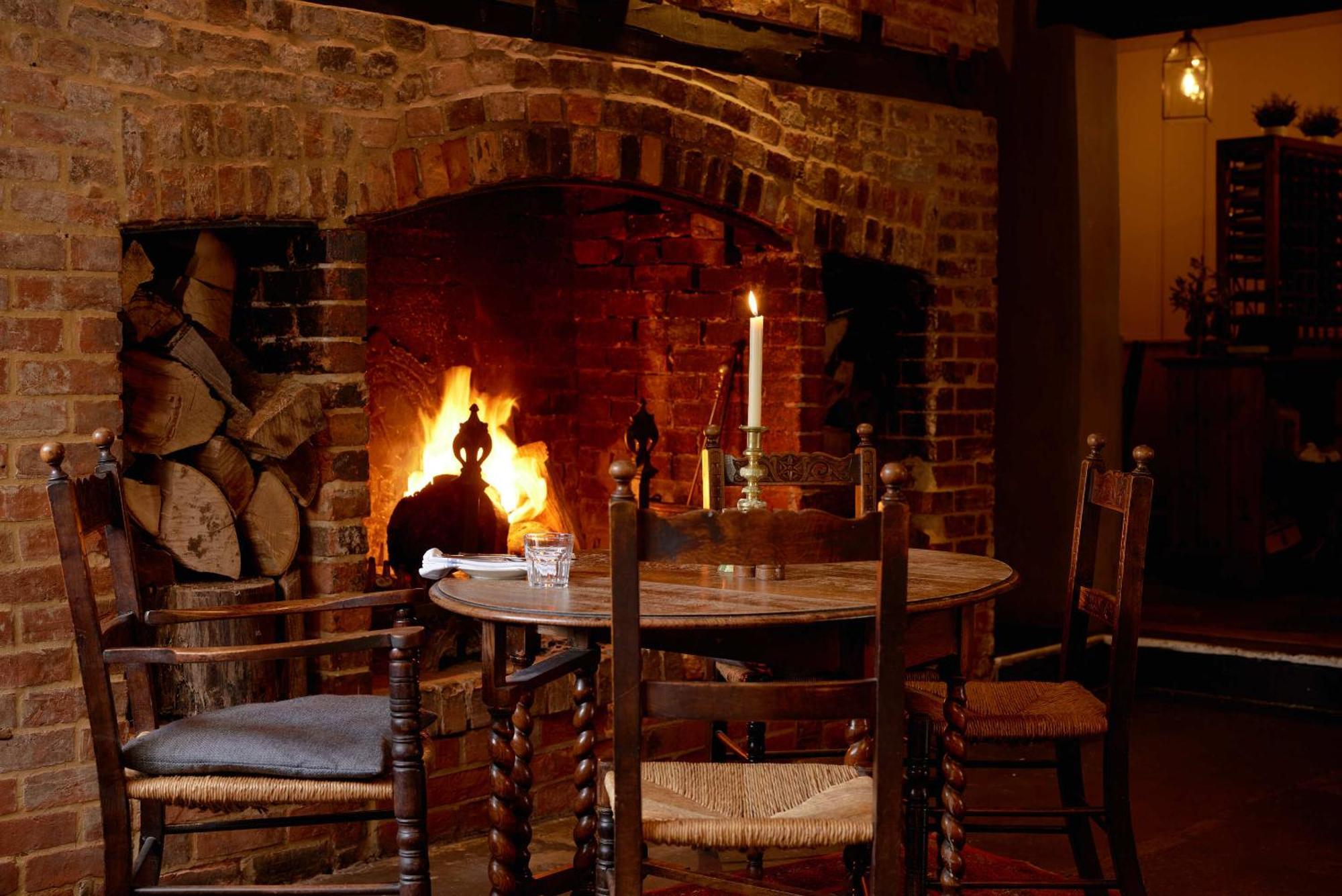 Отель The Grosvenor Arms Hindon Экстерьер фото